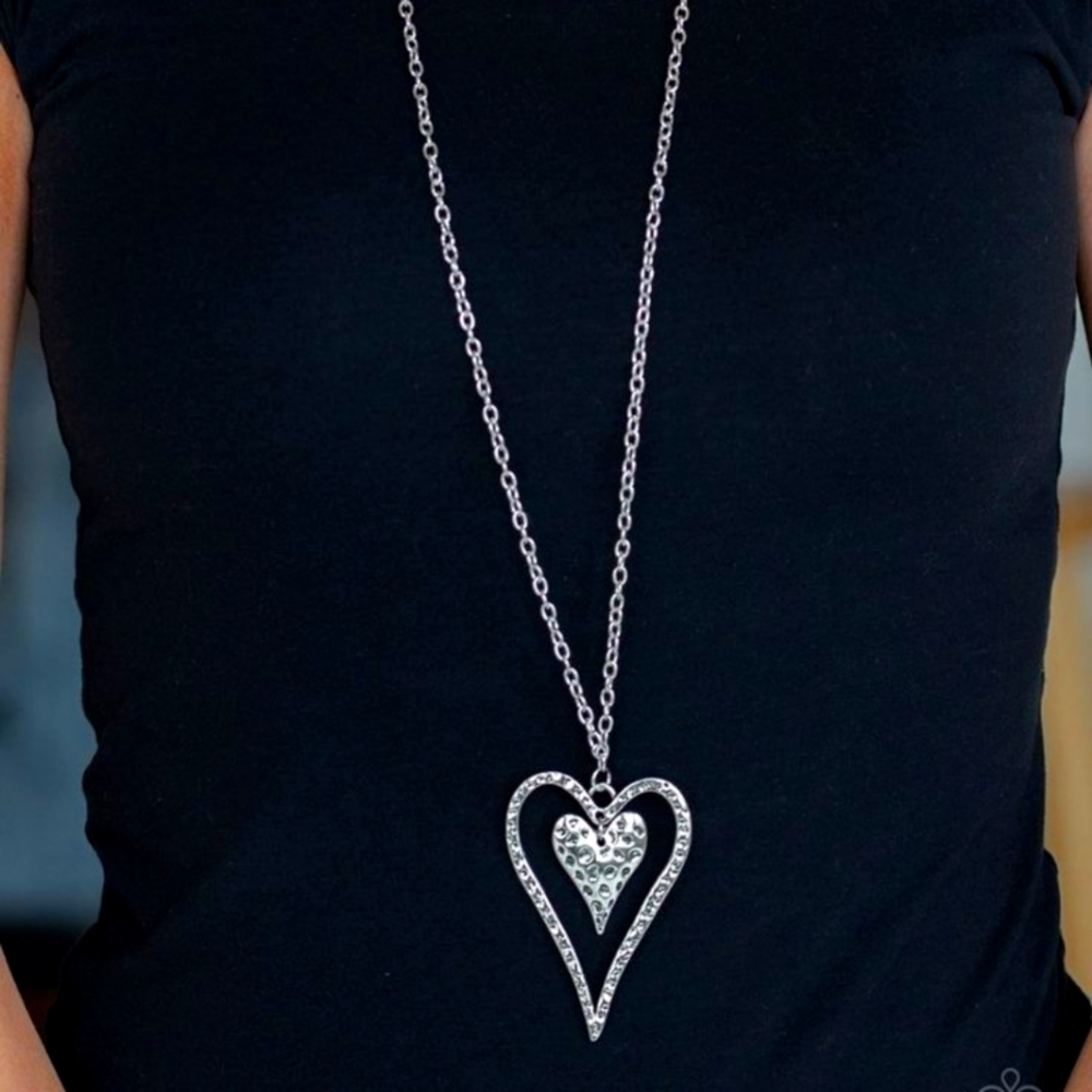 Long heart necklace